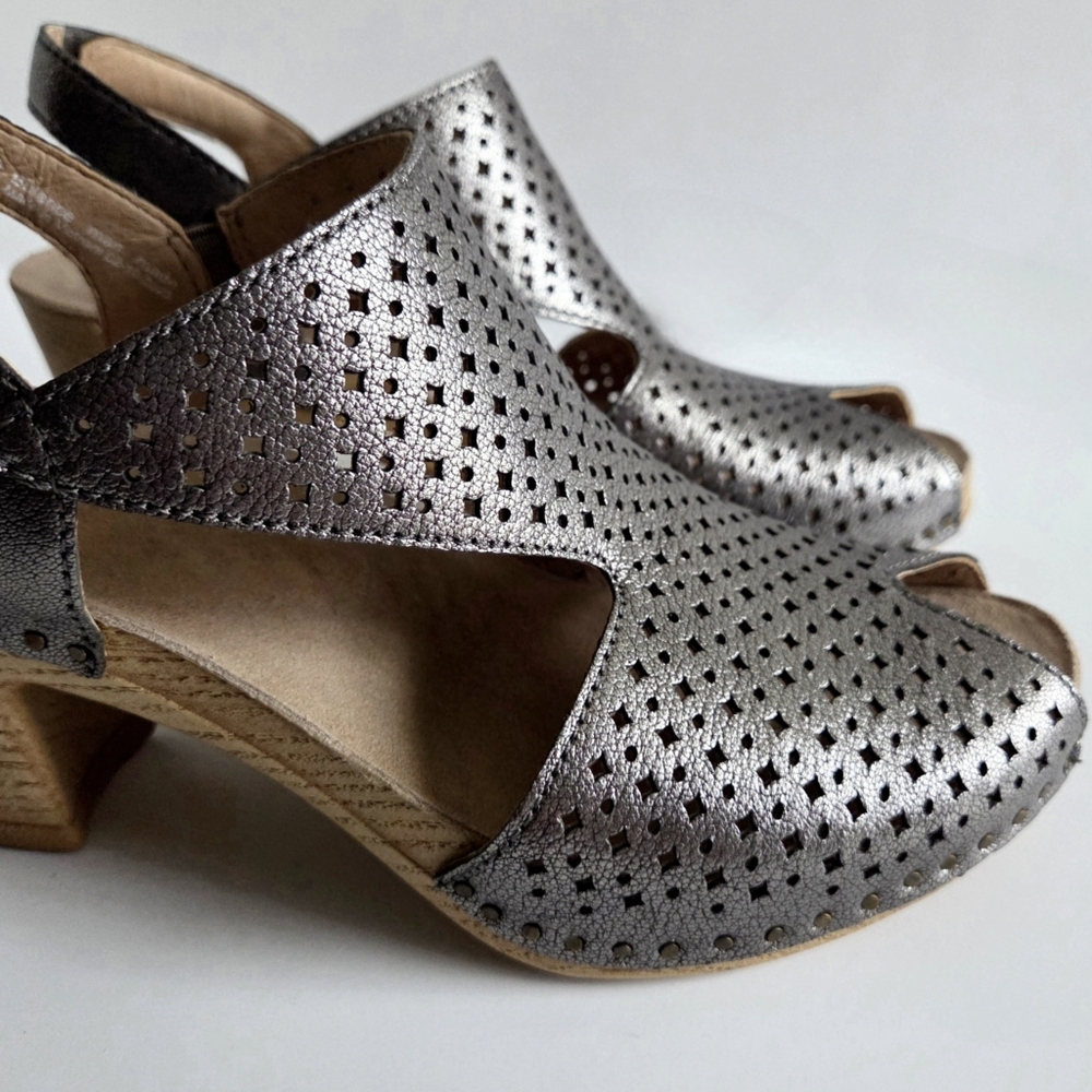 Dansko Teagan Heeled Sandals W/Peep Toe, Metallic Gunmetal Size 38 / US 7.5-8 - Picture 2 of 16
